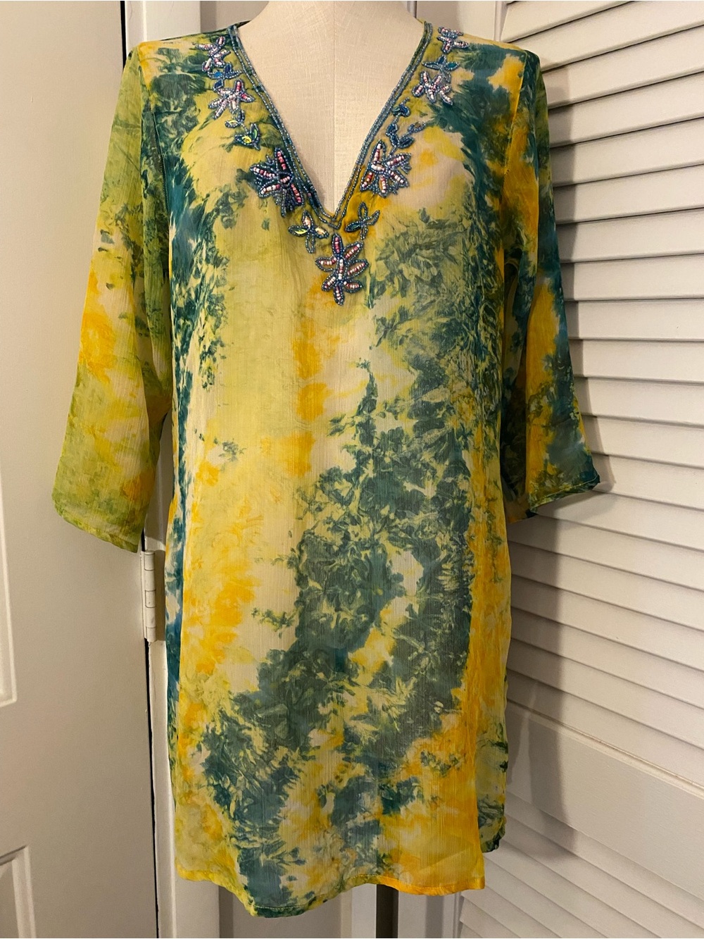 Aqua Blu Yellow & Green Embroidered V-Neck Tunic- Size Medium - Picture 2 of 7